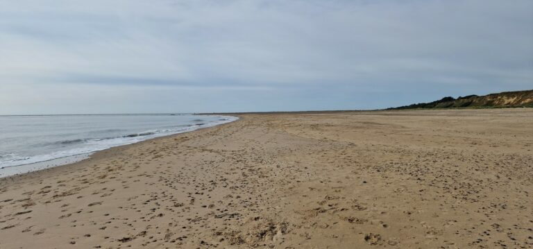 Kessingland to Pakefield walk from our dog friendly holiday homes in Pakefield on the Suffolk coast