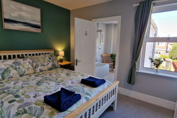Curlew Cottage main bedroom | Suffolk Coastal Escapes | dog friendly self catering accommodation on the Suffolk coast.
