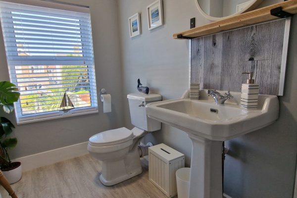 Curlew Cottage en suite | Suffolk Coastal Escapes | dog friendly self catering accommodation on the Suffolk coast