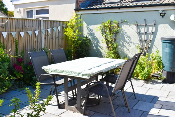Sandpiper garden | self catering accommodation on the Suffolk Coast