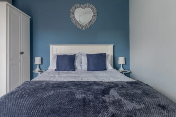 Sanderlings bedroom | Suffolk Coastal Escapes | Holiday home on the Suffolk Coast